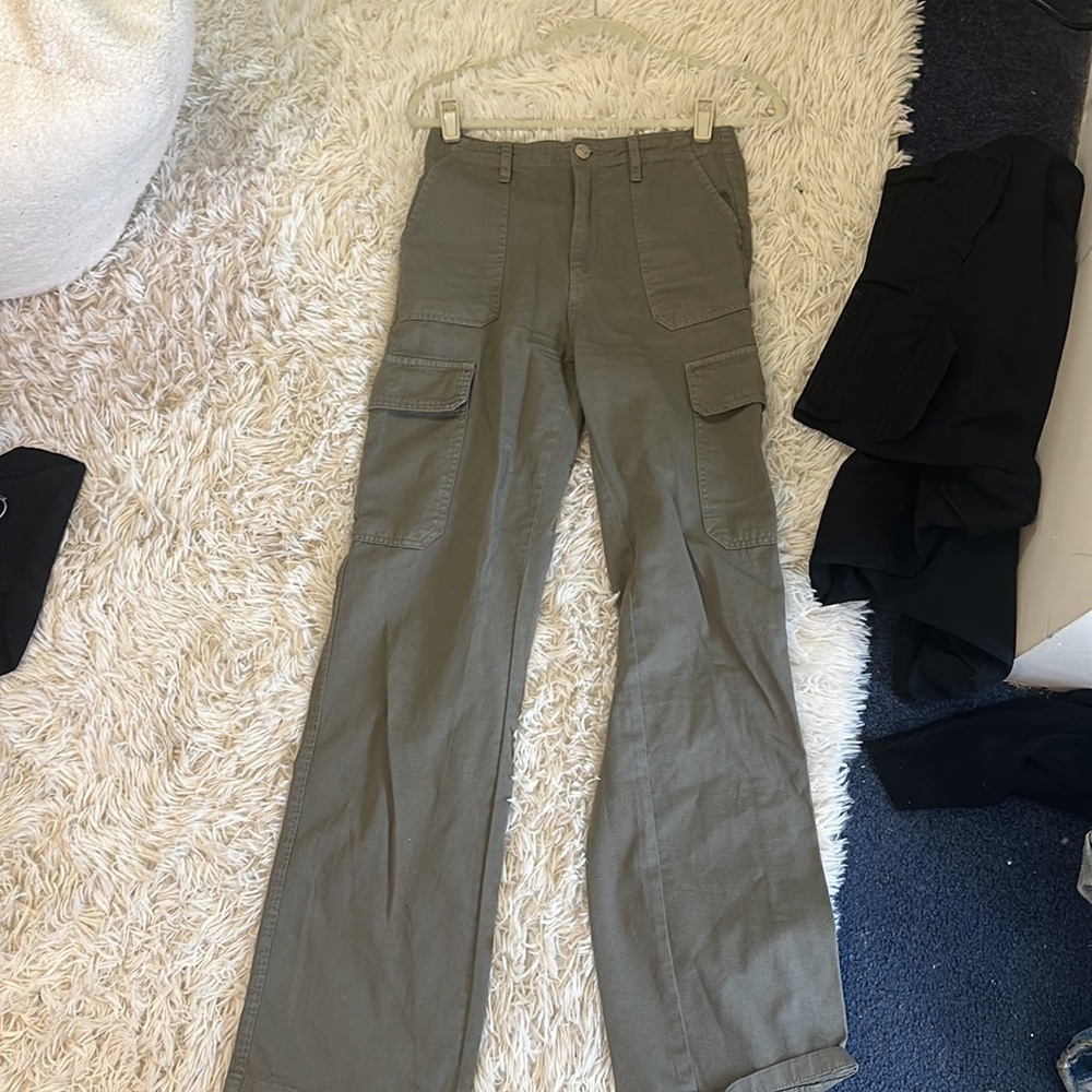 Olive green Zara cargo pants